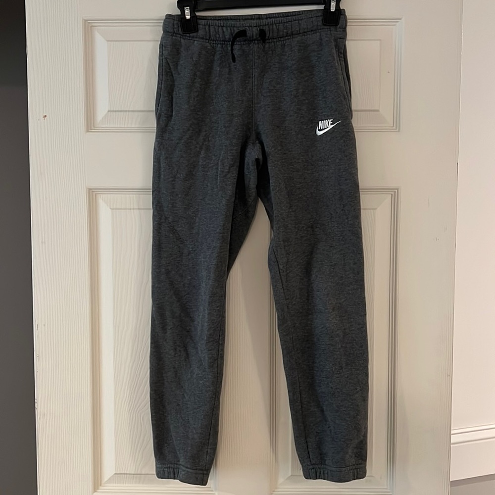 Nike jogging pants